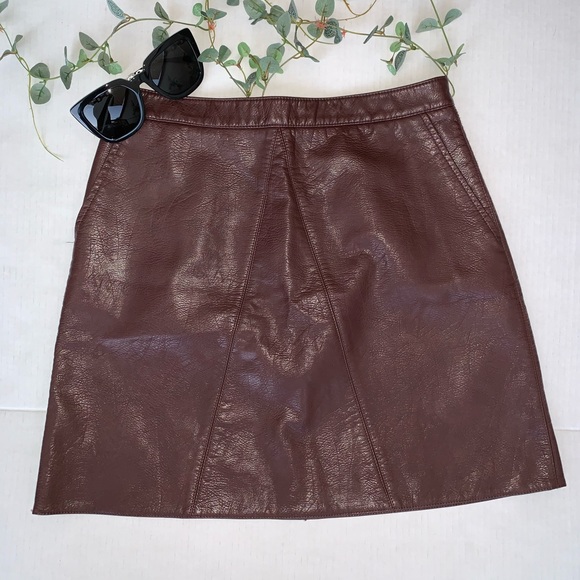 Zara faux leather skirt - Picture 3 of 5